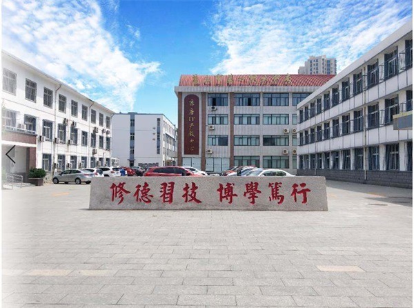 哪個(gè)學(xué)?？梢詫W(xué)習(xí)老年服務(wù)與管理專業(yè)？   