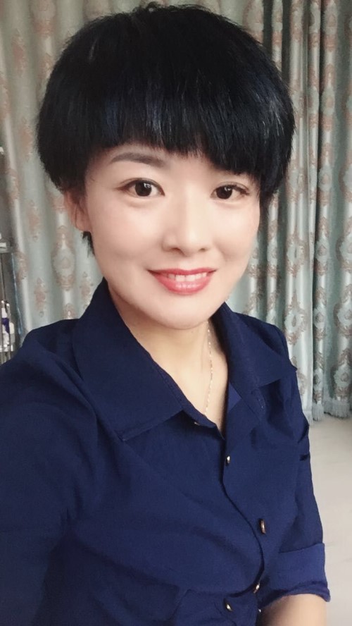 纖指圓夢想！保定東方技工學(xué)校創(chuàng)業(yè)者——李丹！  