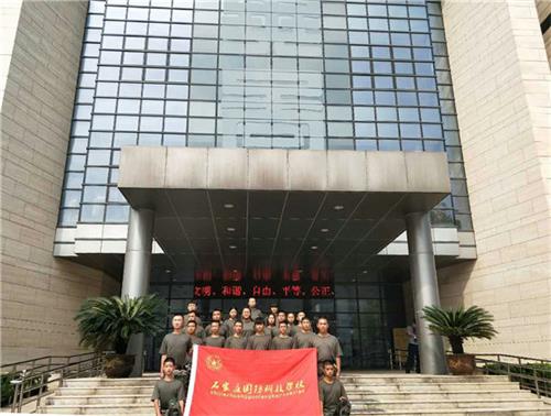 石家莊學(xué)計(jì)算機(jī)選擇石家莊國(guó)防科技學(xué)校怎么樣？
