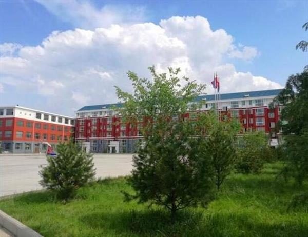 齊光科技文化專業(yè)學(xué)校有口腔醫(yī)學(xué)專業(yè)嗎？