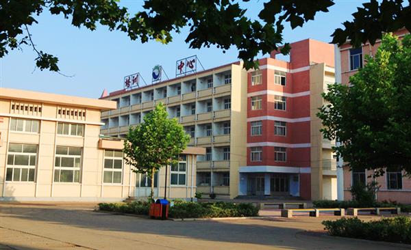山東龍口礦業(yè)集團(tuán)高級技工學(xué)校有哪些專業(yè)？有電子方面專業(yè)嗎？