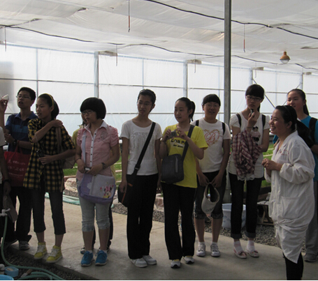 邢臺現(xiàn)代職業(yè)學校生物技術實訓基地面向中學開展生物課校外科普實踐活動