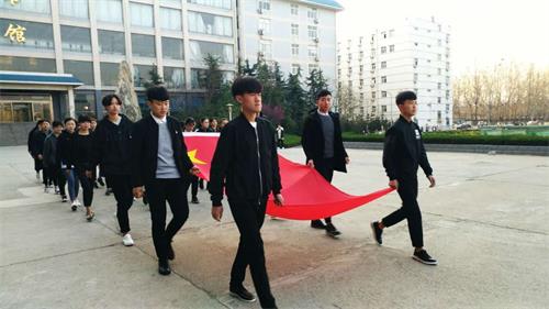 山東人民專修學(xué)院有計(jì)算機(jī)專業(yè)嗎？學(xué)校怎么樣？