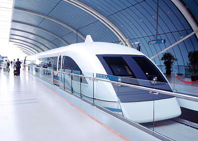  高鐵和動(dòng)車(chē)有什么不同？聽(tīng)山東鐵路學(xué)校怎么說(shuō)！