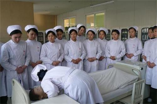 石家莊天使護士學校怎么報名？對學生有哪些優(yōu)惠政策？