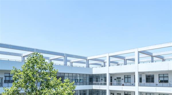 學(xué)歷+技能雙保障？保定新興工業(yè)技工學(xué)校歡迎你！